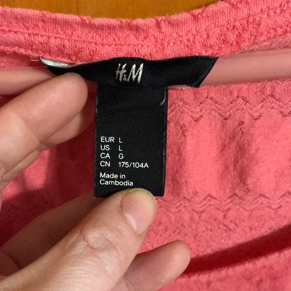 H&M shirt size L - Picture 2 of 2